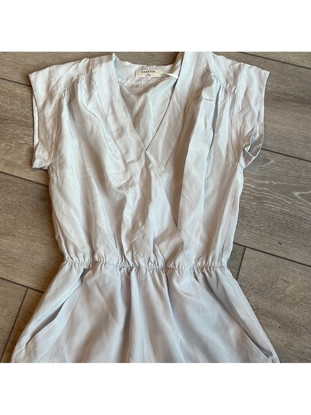 Babaton Aritzia light blue silk wrap style romper with pockets size xs - Picture 4 of 9